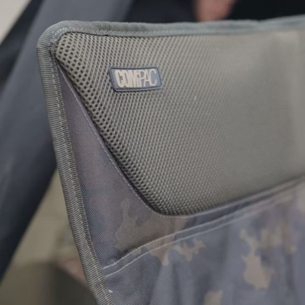 Korda Compac Chair - Dark Kamo! - Image 2